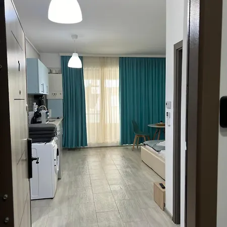 K Mamaia-sat Apartment Navodari