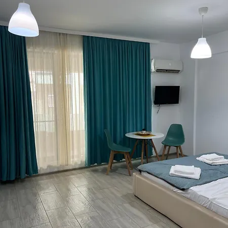 K Mamaia-sat