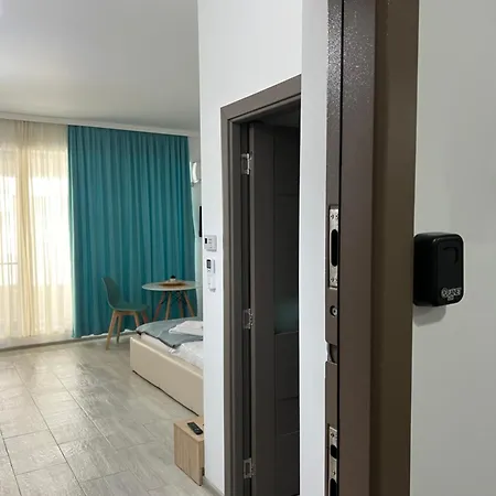K Mamaia-sat * Navodari